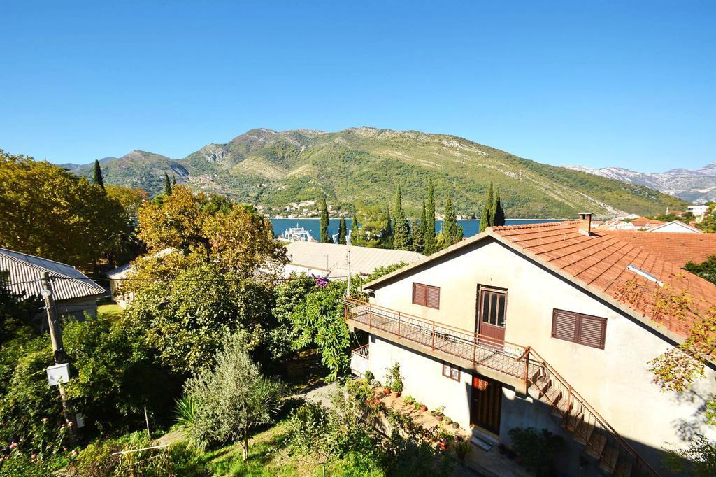 Apartment Rita Tivat Buitenkant foto