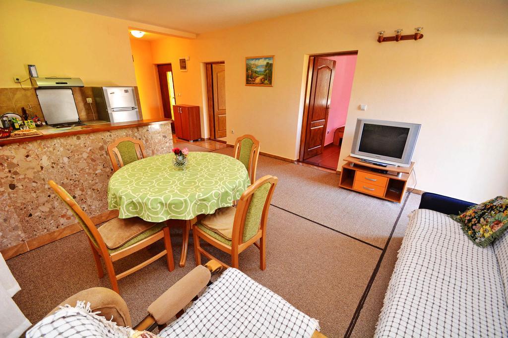 Apartment Rita Tivat Buitenkant foto